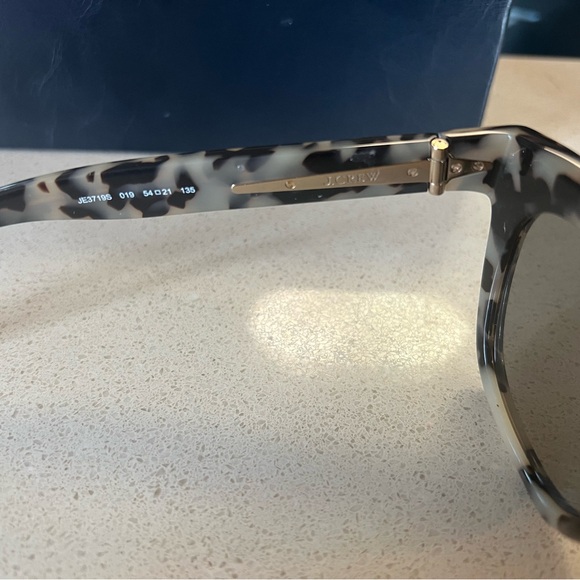 J.Crew Sunglasses (Brand new without‎ tags)
